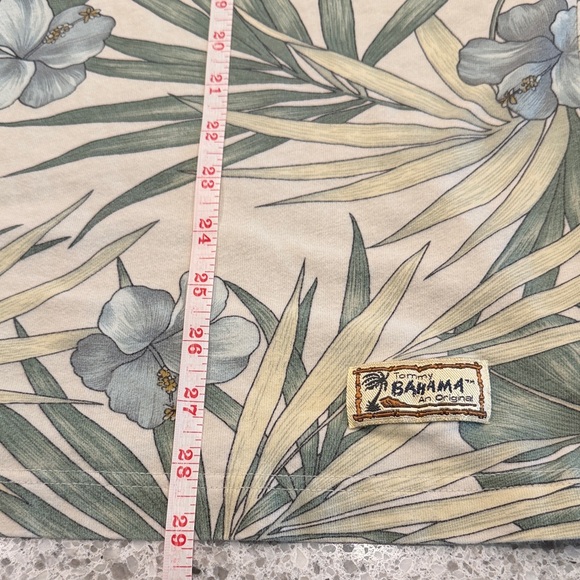 Vintage Tommy Bahama Cream and Green Floral Polo Shirt 100% Cotton Medium - Picture 4 of 6
